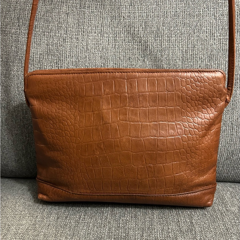 Vintage Andé Brown Leather Croc Embossed Crossbody Bag